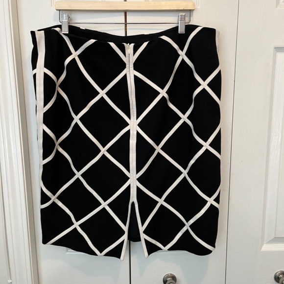 Cleo size 18 skirt - Picture 7 of 13